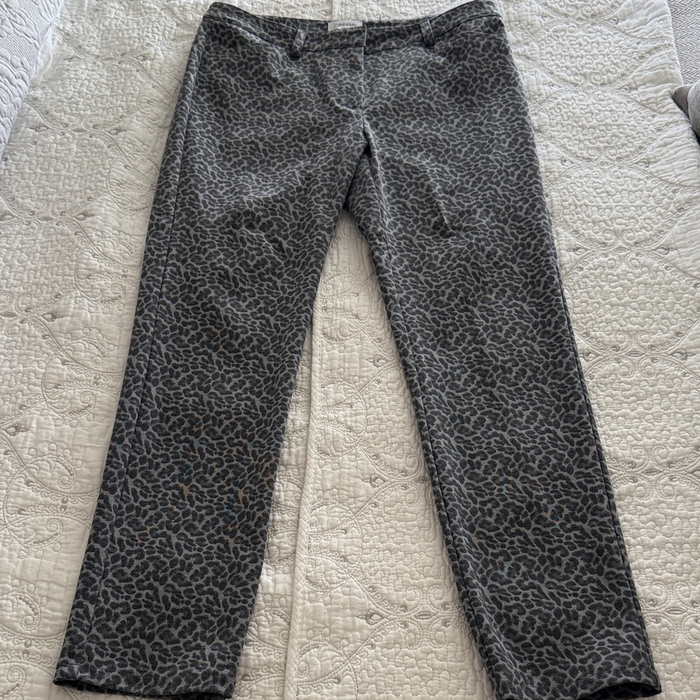 Calvin Klein Gray Leopard Print Straight Leg Pants